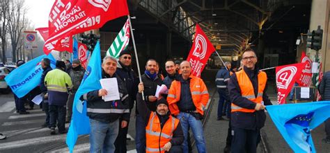 deposito burberry piacenza|Sciopero e presidio al deposito Burberry a Piacenza, Cgil e Cisl .